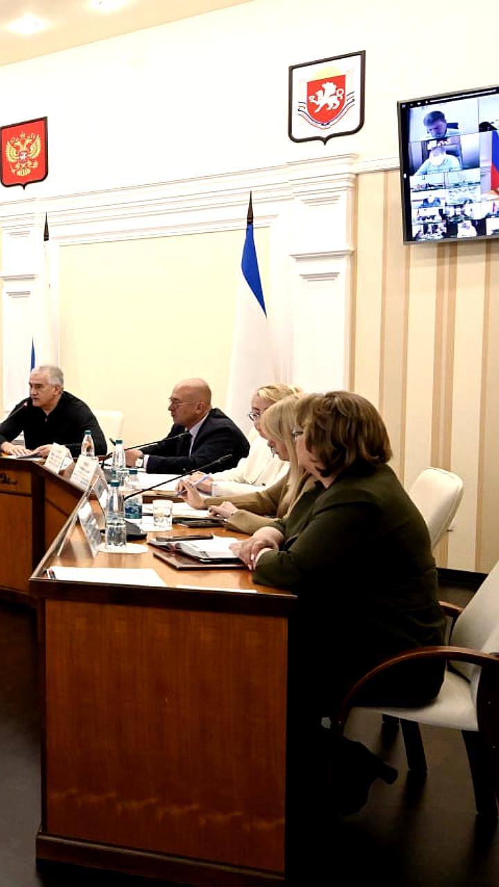 Крымавтодор получил 1 млрд рублей на ремонт дорог в Крыму