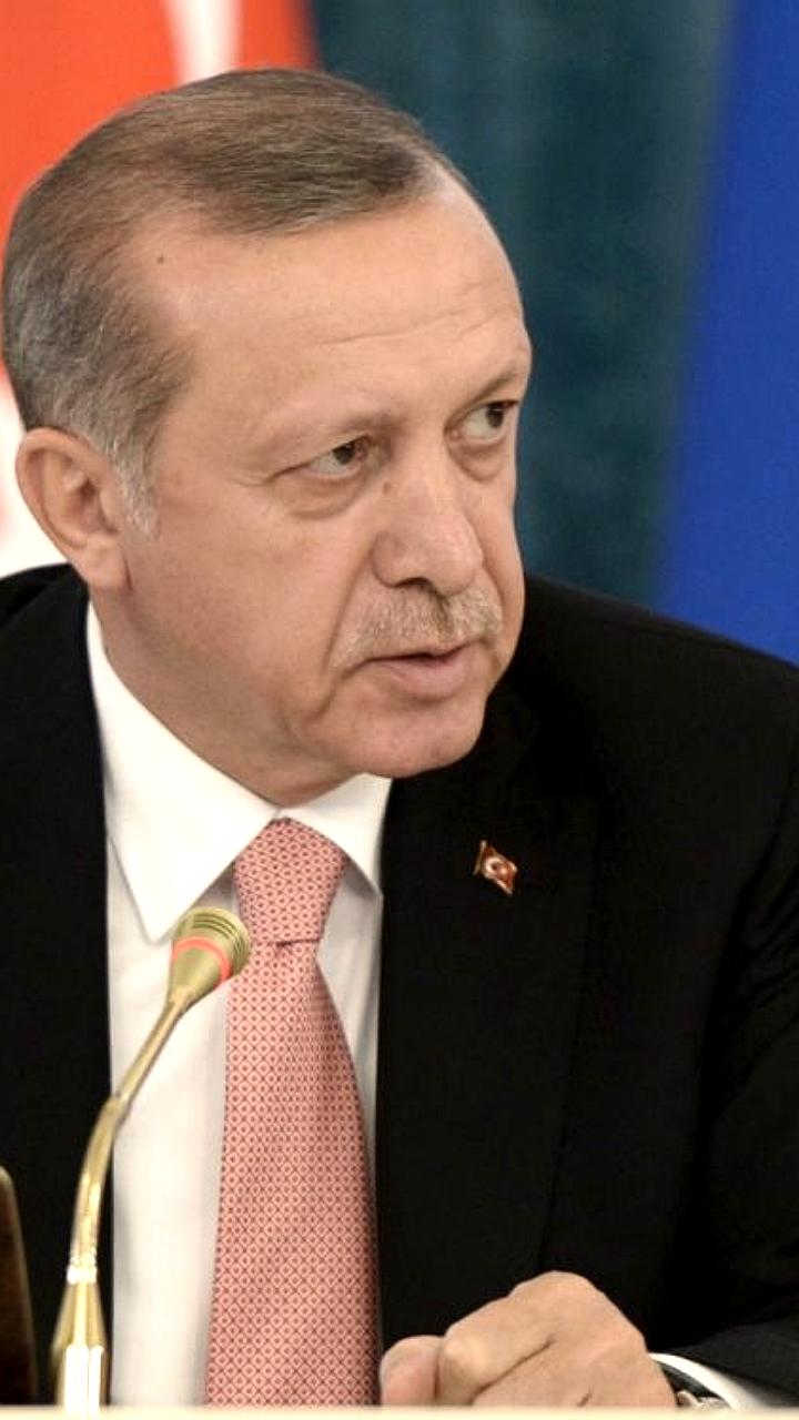 Президент Украины подчеркивает недопустимость обсуждения территориальных вопросов с Россией