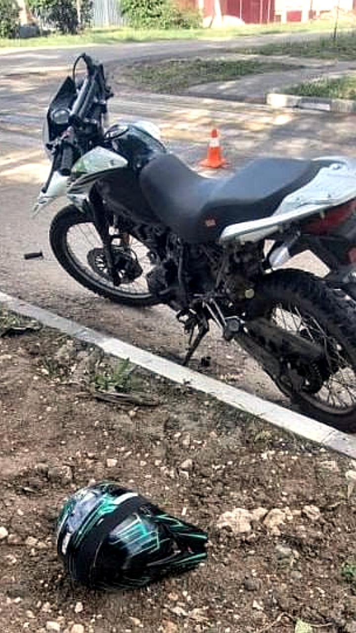 ДТП с мотоциклистом и каретой скорой помощи в Задонске
