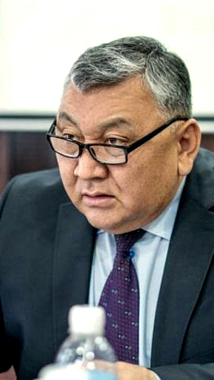 Назначения в правительстве: Марат Иманкулов стал госсекретарем, Бактыбек Бекболотов — секретарем Совета безопасности