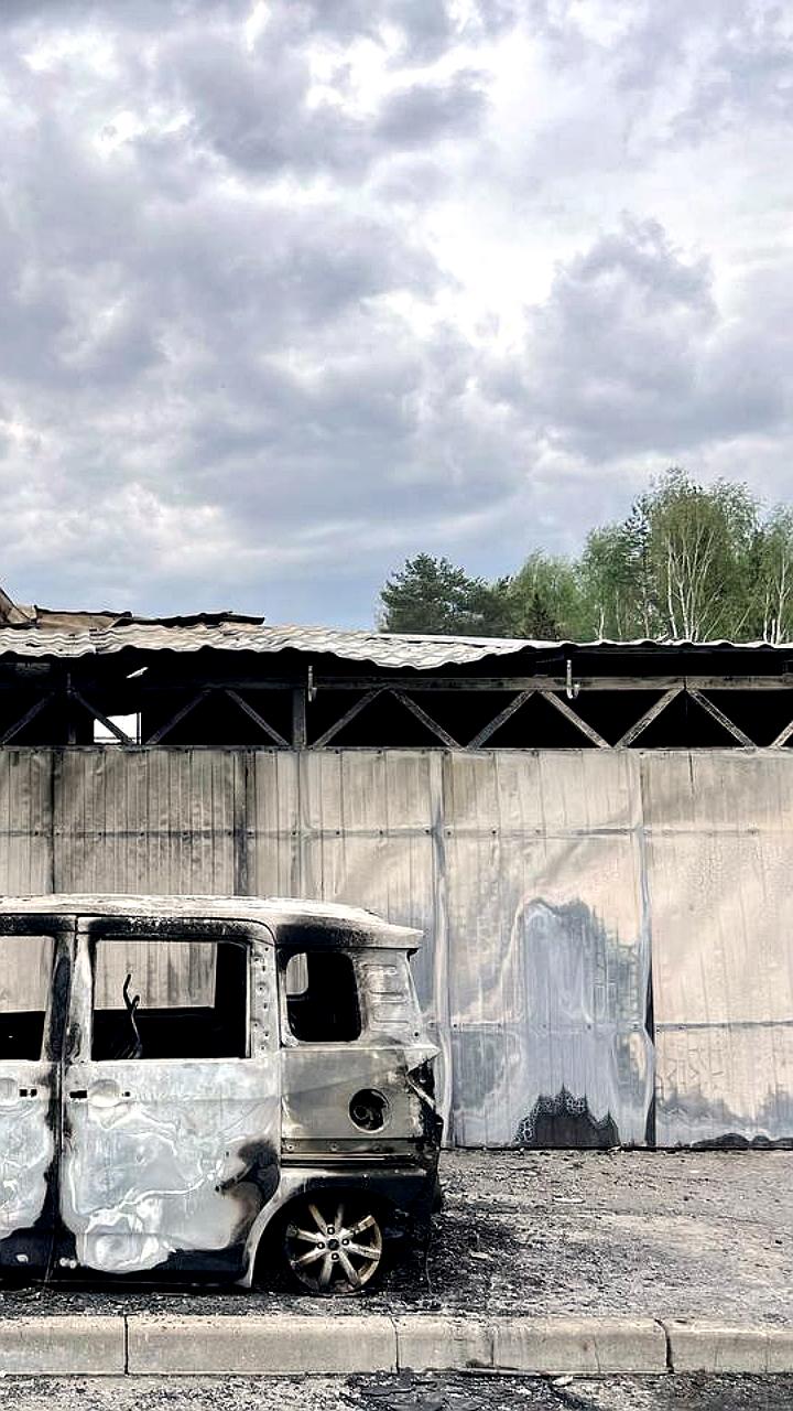Пожар в Молзино унес жизни троих человек, причиной могло стать зарядное устройство электромобиля