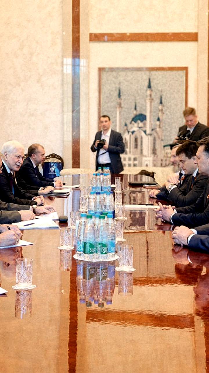 Вице-премьер Беларуси и губернатор Красноярского края обсуждают сотрудничество