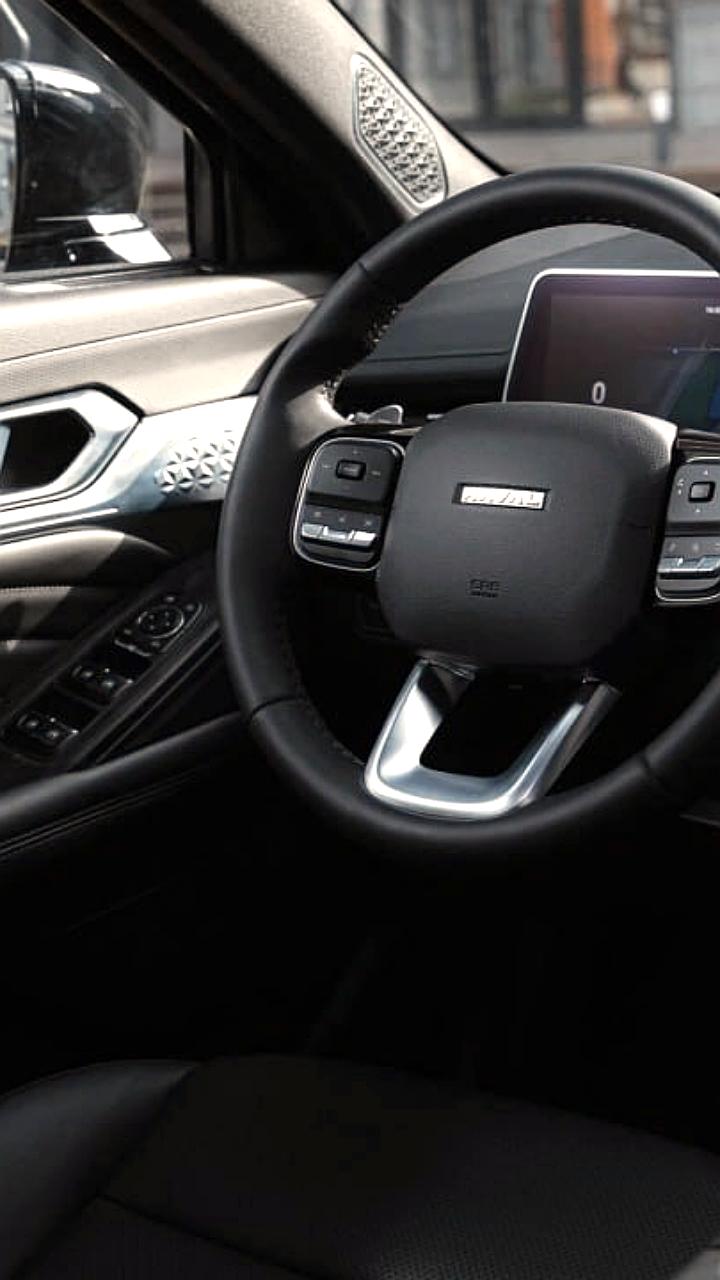 Haval запускает продажи новых моделей F7x и M6 в России