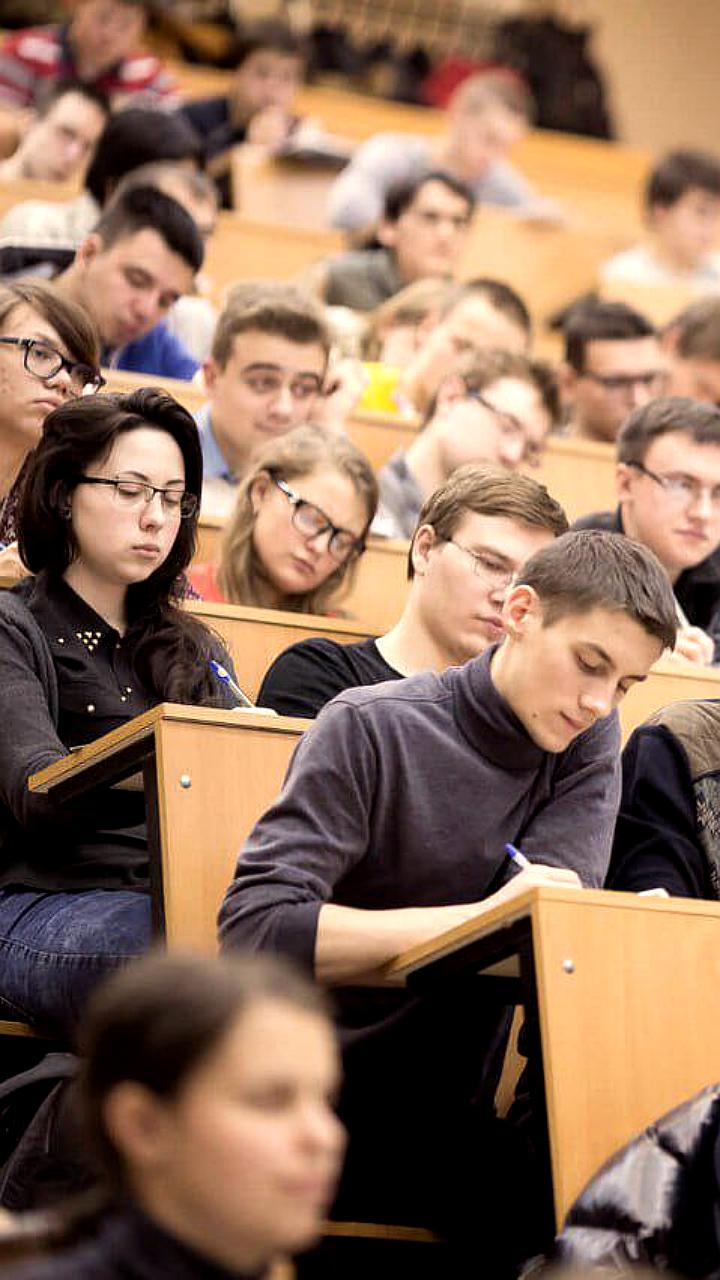 Стоимость высшего образования в России вырастет на 20-30% из-за новых нормативов