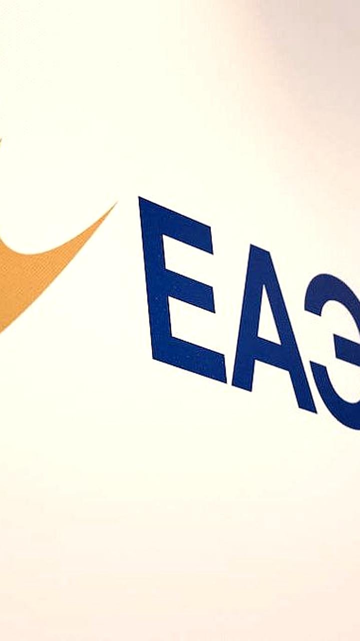 Доля сделок в национальных валютах между Россией и ЕАЭС достигла 93%