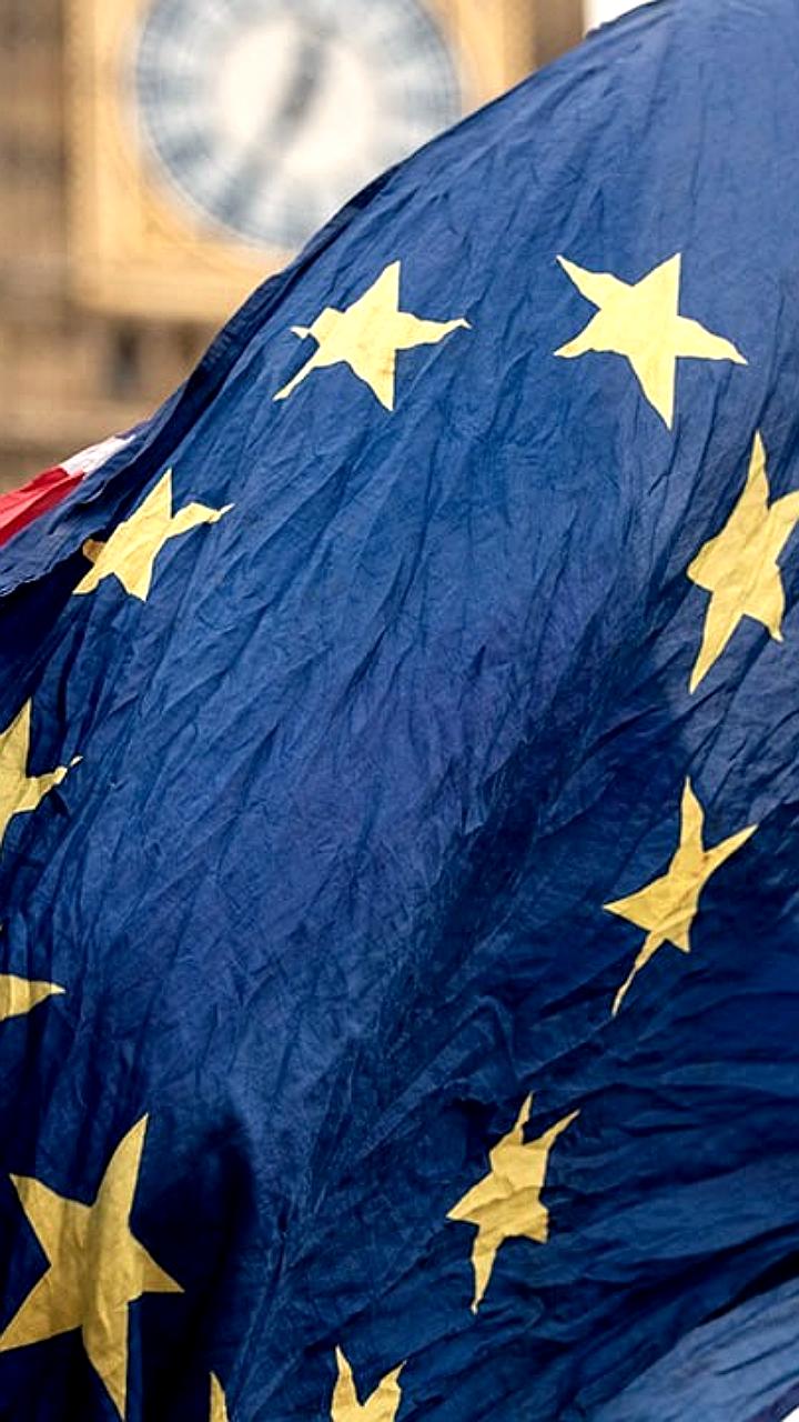 Великобритания расширяет санкции против России, добавляя 82 новых обозначения