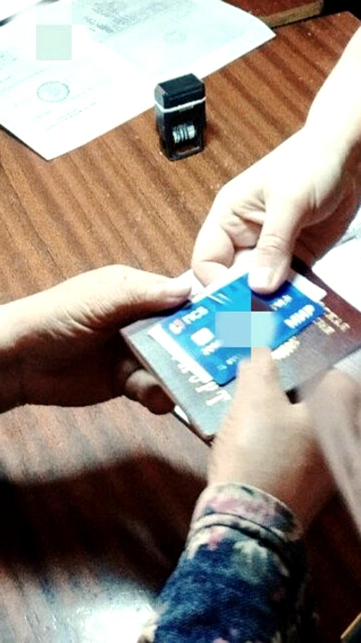ПСБ запускает выдачу банковских карт на дому для маломобильных граждан в Кураховском округе