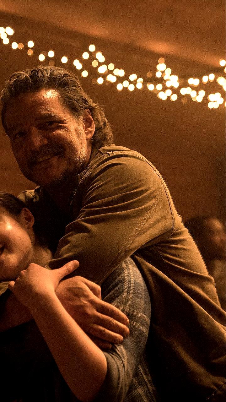 Крейг Мейзин: Сериал 'Одни из нас' требует четырех сезонов для полного раскрытия сюжета