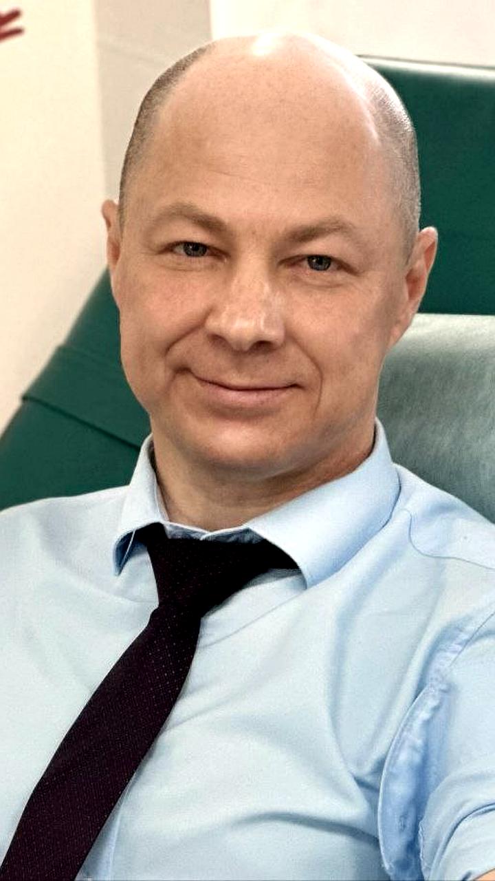 Руслан Колесников единогласно избран главой Амурска