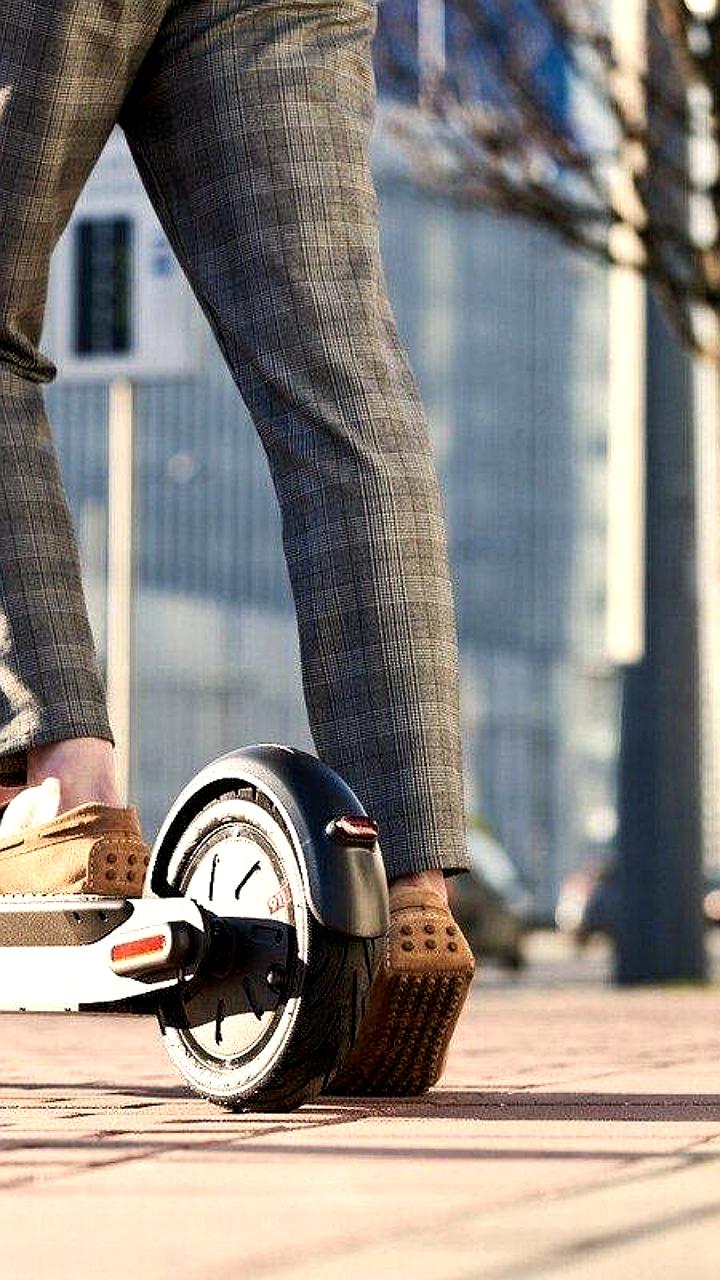 Продажи электросамокатов в России выросли на 150% на фоне ужесточения штрафов