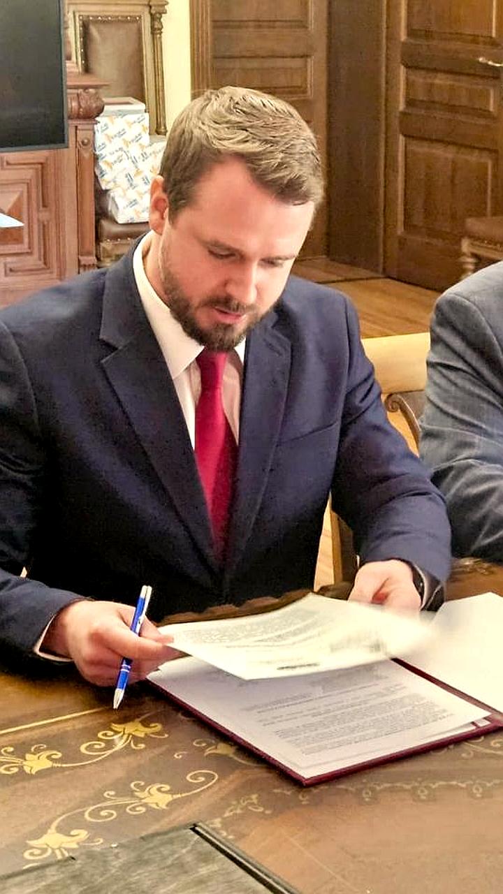 Подписание соглашений о сотрудничестве в сфере здравоохранения между РостГМУ и ЛНР, а также НовГУ и Центром Алмазова