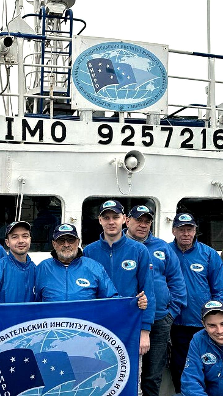 Ученые исследуют последствия разлива мазута в Черном море