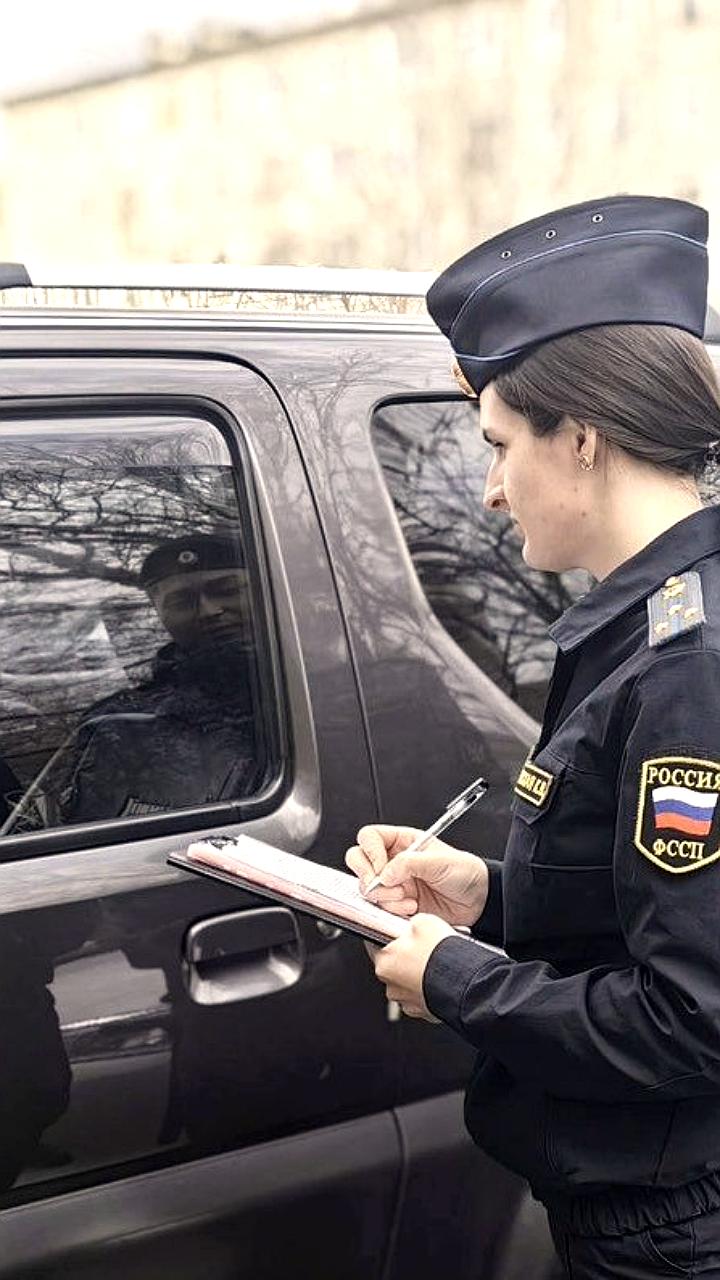 Экс-преподаватель на Сахалине погасила штраф за взятки