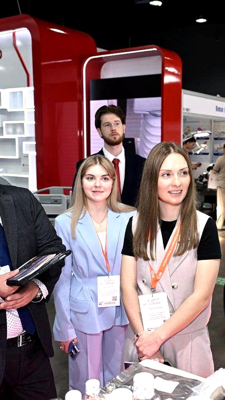 Россия демонстрирует медицинские разработки на выставке KIHE 2025 в Алматы