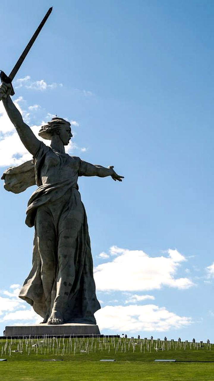 Тело мужчины найдено в скульптуре 'Родина-мать зовет!' в Волгограде