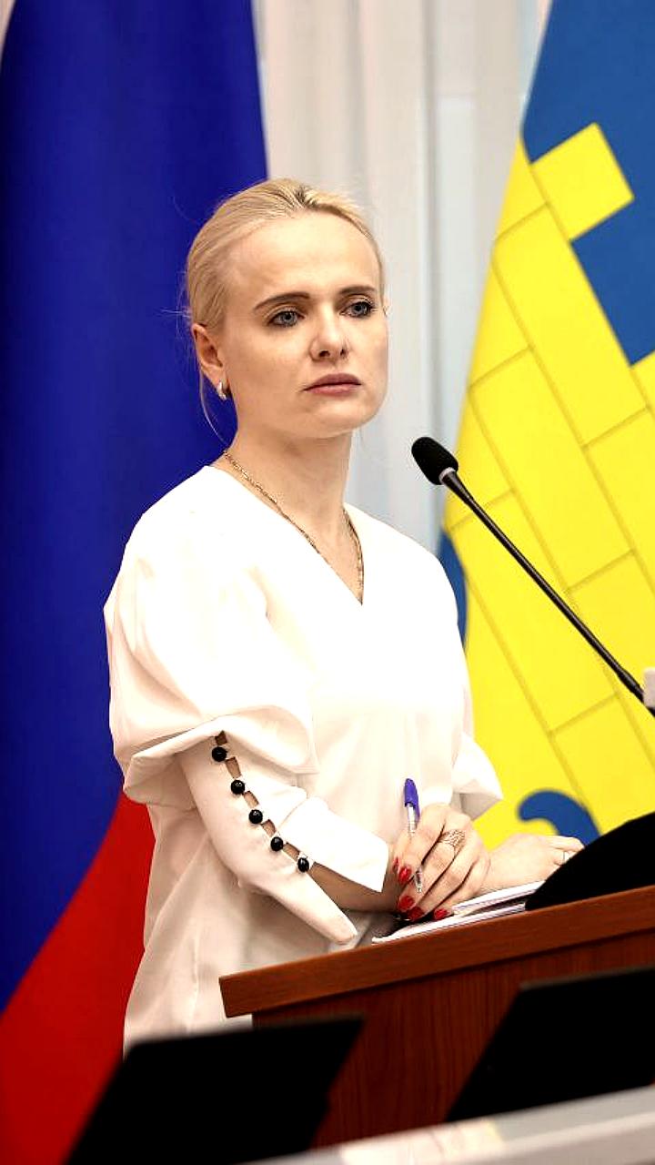 Заседания комиссий по делам несовершеннолетних в Новой Каховке и Верхнерогачикском округе: защита прав детей и профилактика правонарушений