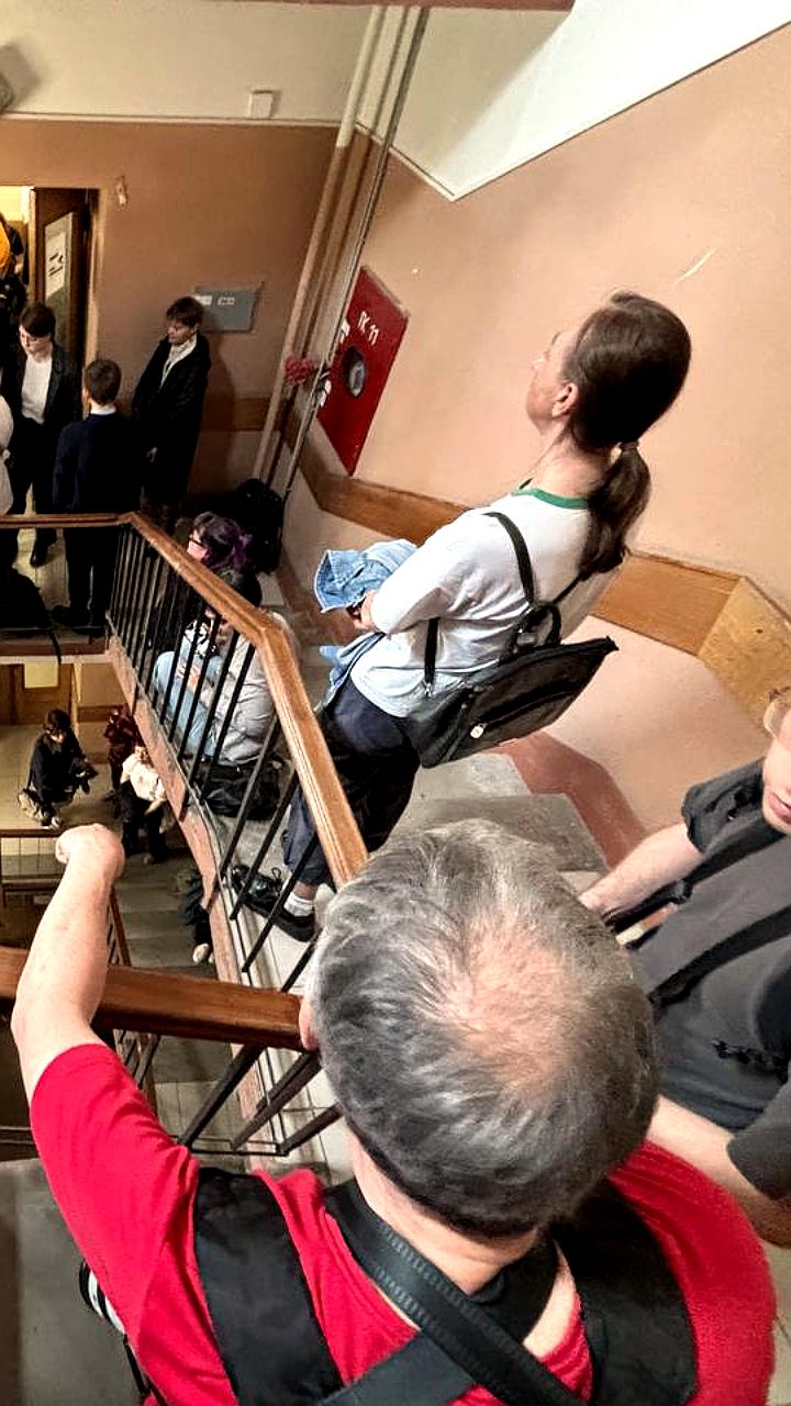 Суд в Санкт-Петербурге оштрафовал блокадницу Людмилу Васильеву за пацифистский плакат