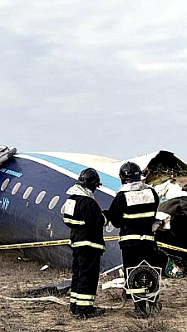 Расследование крушения самолета AZAL под Актау продолжается с участием международных экспертов