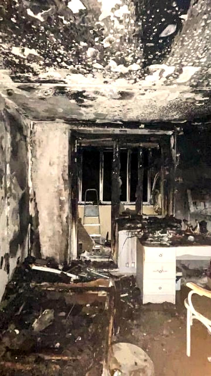 В Чайковском из-за неисправного зарядного устройства произошел пожар в квартире