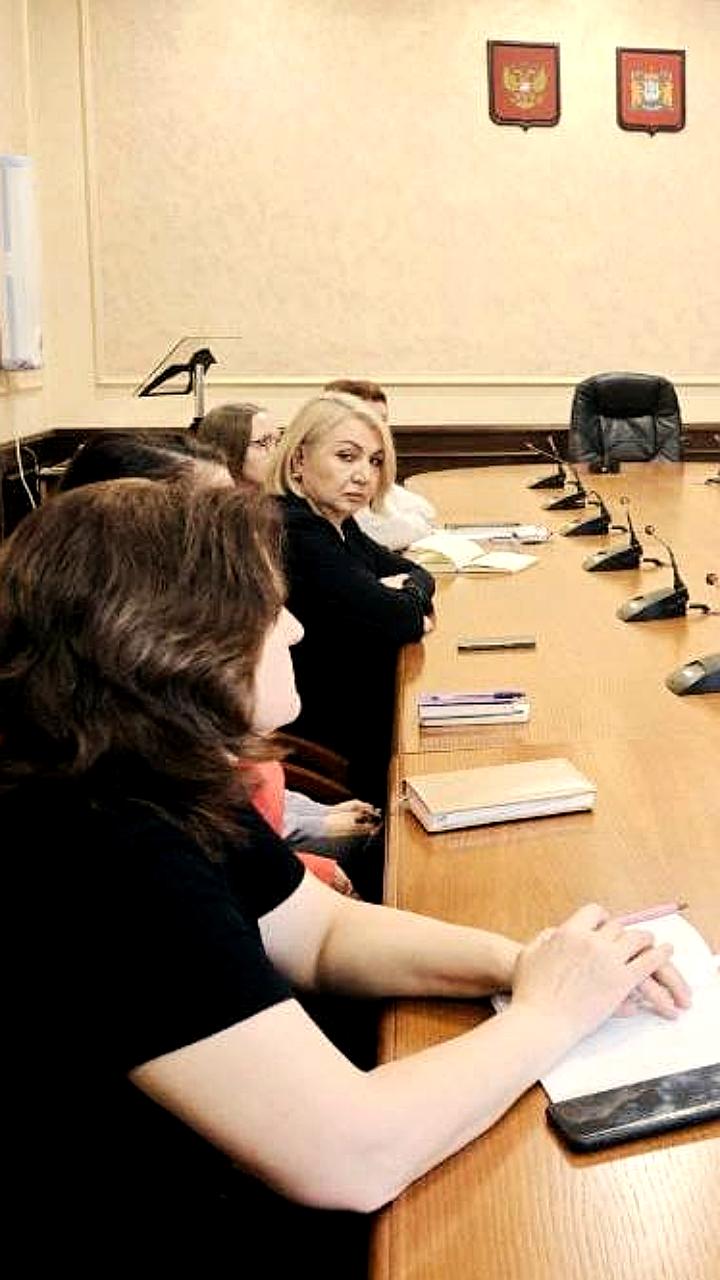 В прокуратуре Щербиновского района обсудили исполнение судебных решений и выявили нарушения у судебного пристава