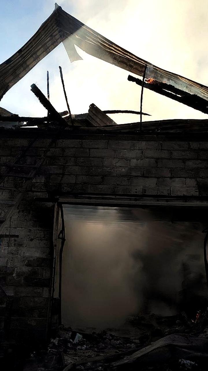 Пожары в Омске и Сургуте: МЧС ликвидировало возгорания