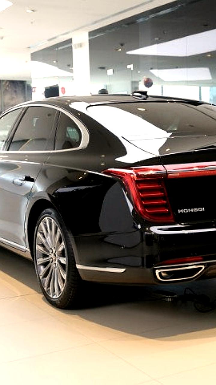 Россияне увеличили расходы на новые автомобили в апреле до рекорда в ₽326 млрд