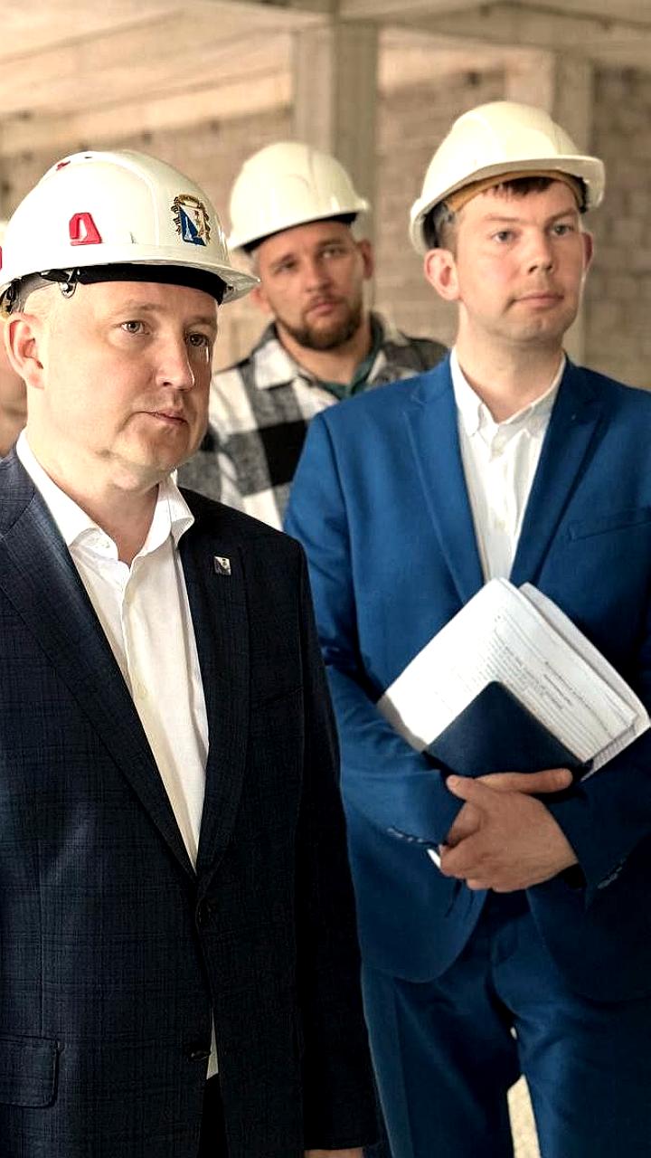 Строительство нового операционного корпуса КМХЦ продолжается
