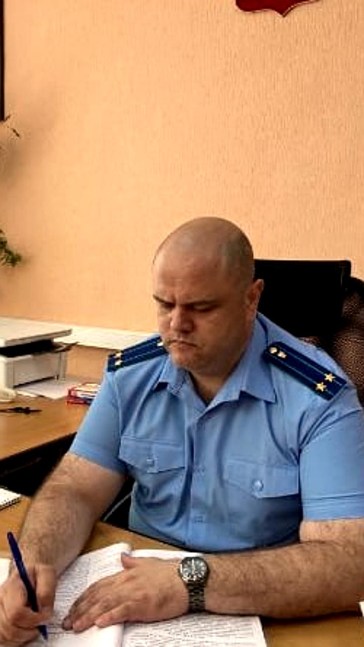 Два жителя России обвиняются в незаконном изготовлении и хранении наркотиков