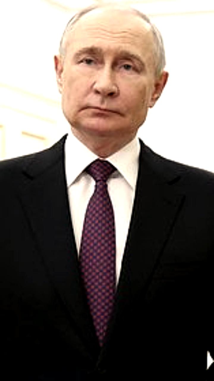 Путин встретился с вдовой экс-премьера Японии в Кремле