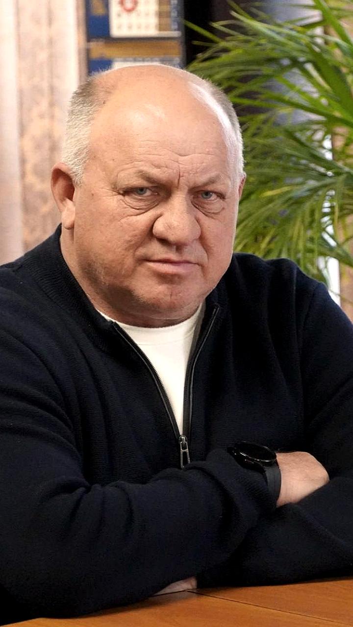 Задержание экс-мэра Керчи Святослава Брусакова на пляже: подозрения в махинациях с землёй