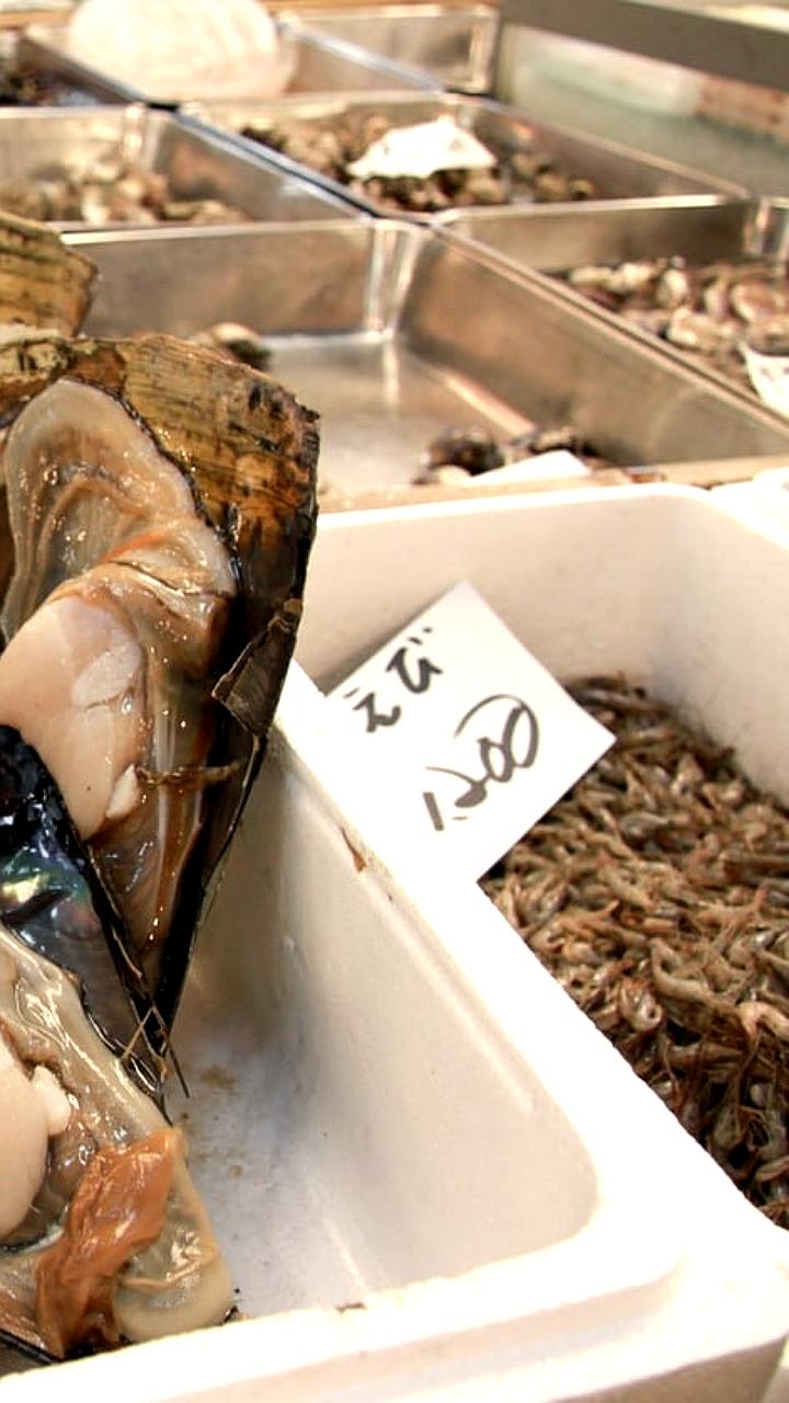 Китай возобновляет импорт японских морепродуктов после проверки воды