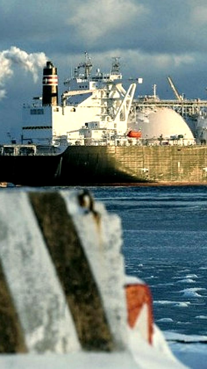 Польша продолжает импортировать российский сжиженный газ, несмотря на эмбарго