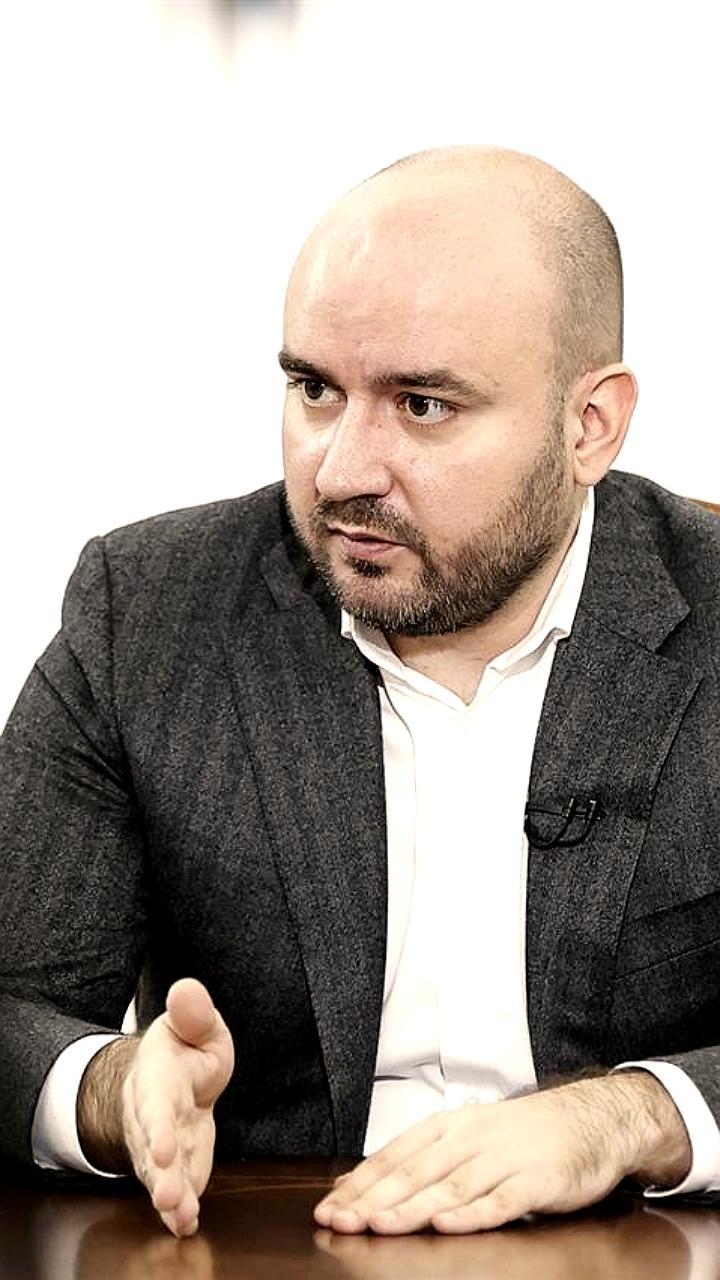 В Красноярском крае обсуждают легализацию вывоза отходов, в то время как в Нижнем Новгороде суд защищает права журналистов
