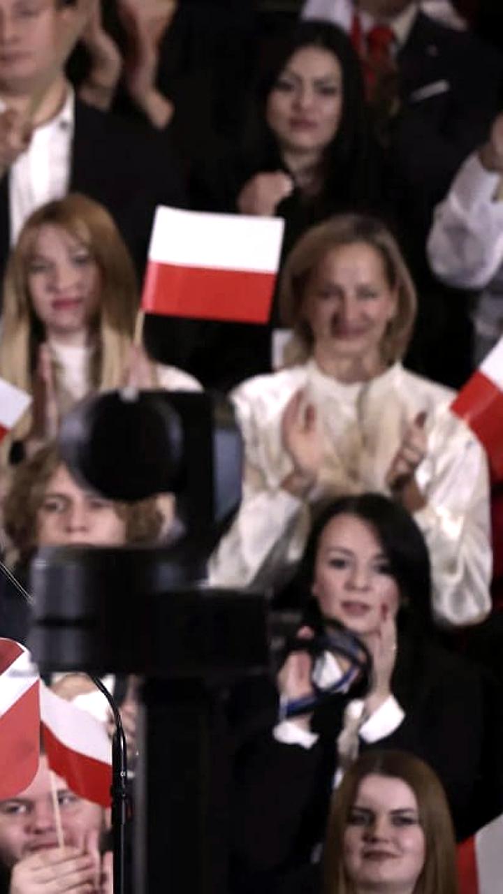 Кароль Навроцкий одержал победу на выборах президента Польши