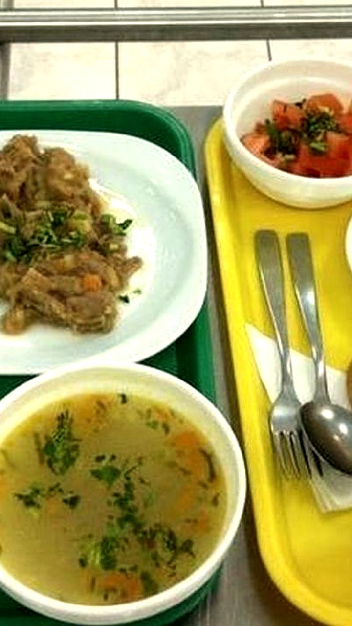 Проверки организации питания в курских школах после жалоб на качество