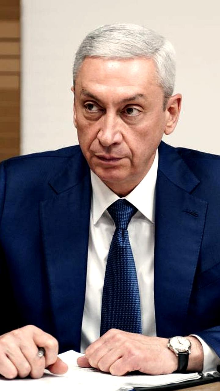 Меняйло инициирует проверку управляющих компаний в республике