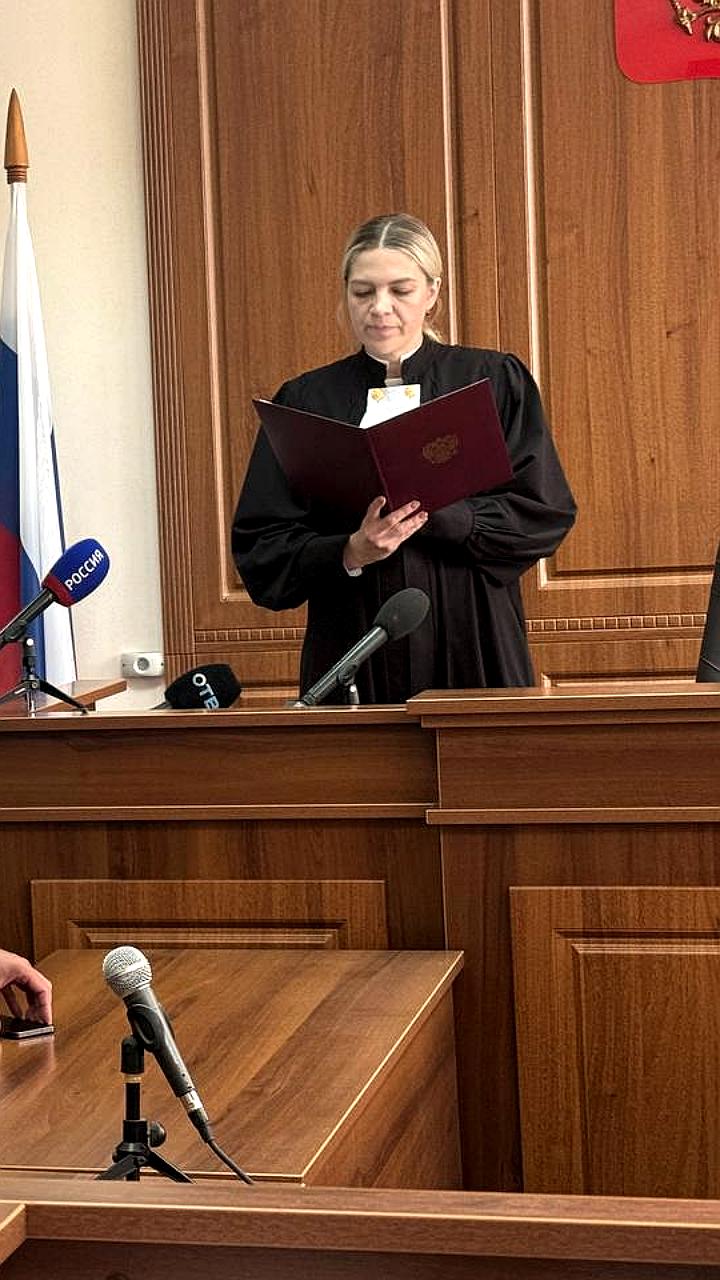 Суд вынес приговор заведующей 'Общественного питания' за массовое отравление учеников УрФУ