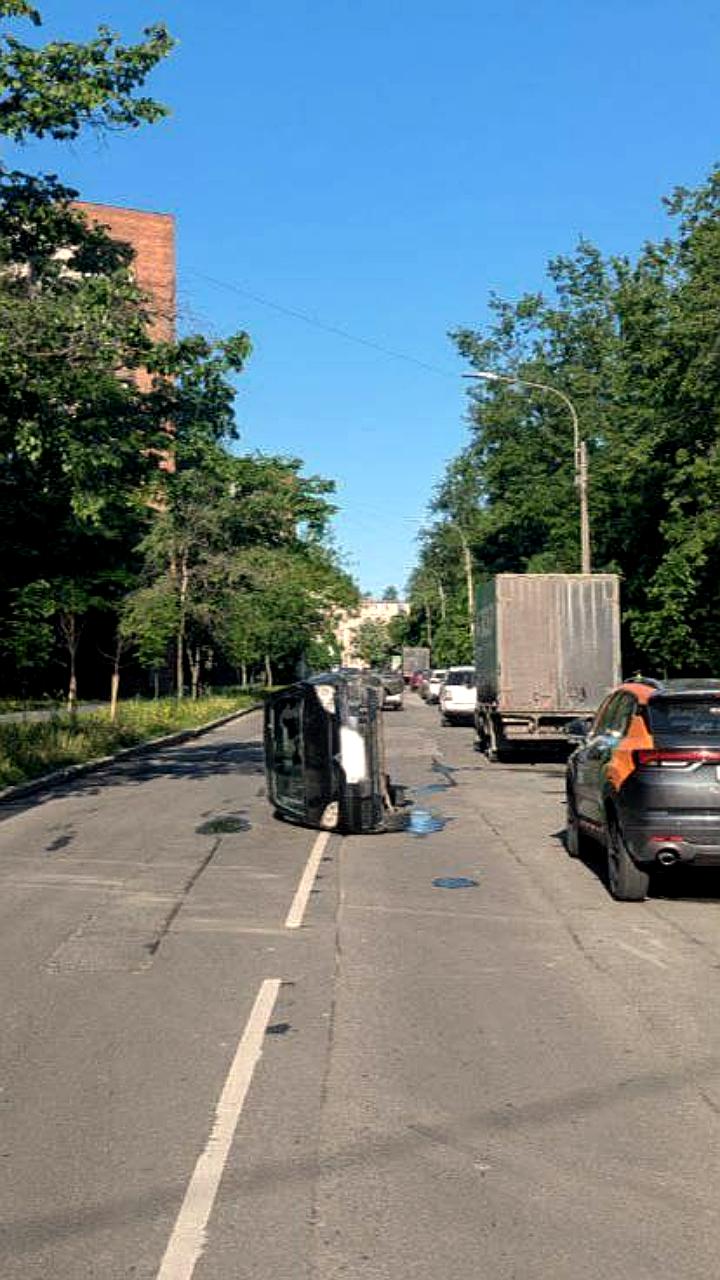 ДТП на перекрёстке Светланской и Уборевича вызывает пробки