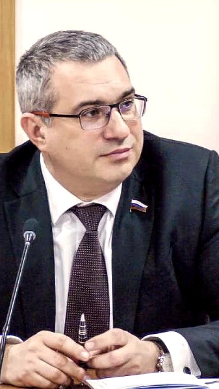 Дмитрий Барыкин, гендиректор АО «Завод Красный якорь», объявлен в розыск по делу о мошенничестве