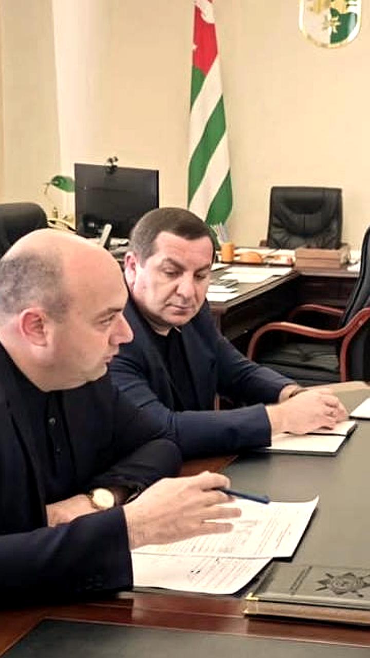 Установка камер фиксации нарушений ПДД в Абхазии и Сириусе