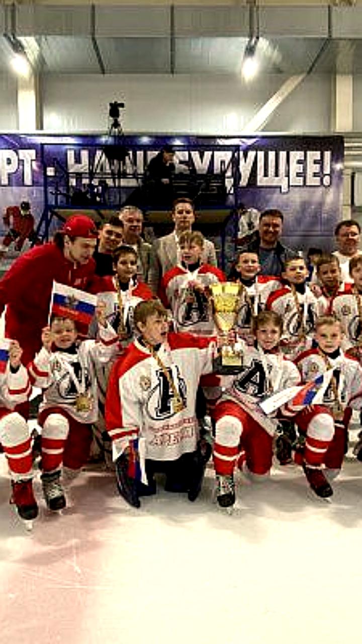 Итоги хоккейного сезона 2024/2025: награды и развитие спорта в Ивановской области и Всеволожском районе