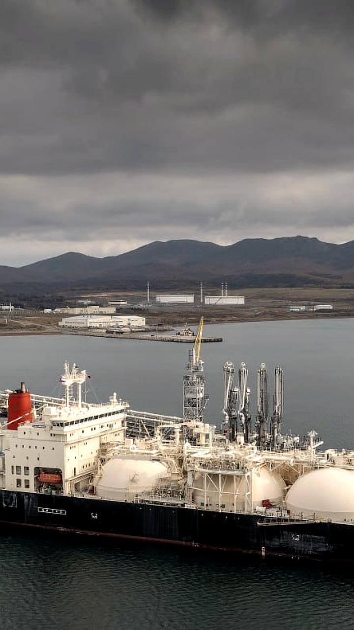 ЕС увеличивает закупки американской нефти в апреле