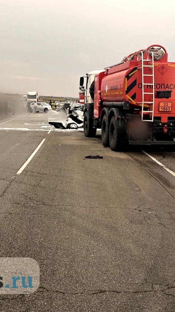 Трое полицейских погибли в ДТП в Астраханской области
