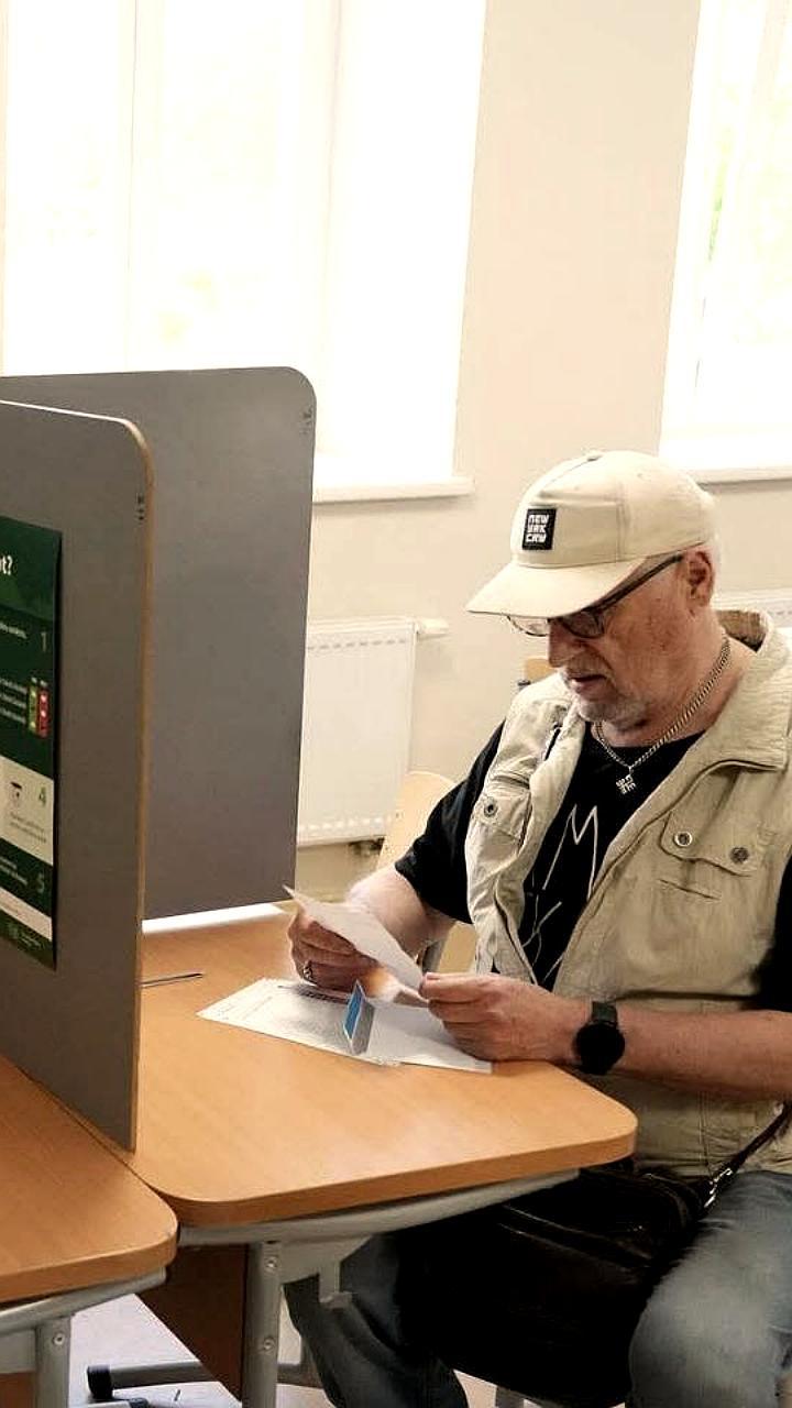 Проблемы с подсчетом голосов на местных выборах в Латвии