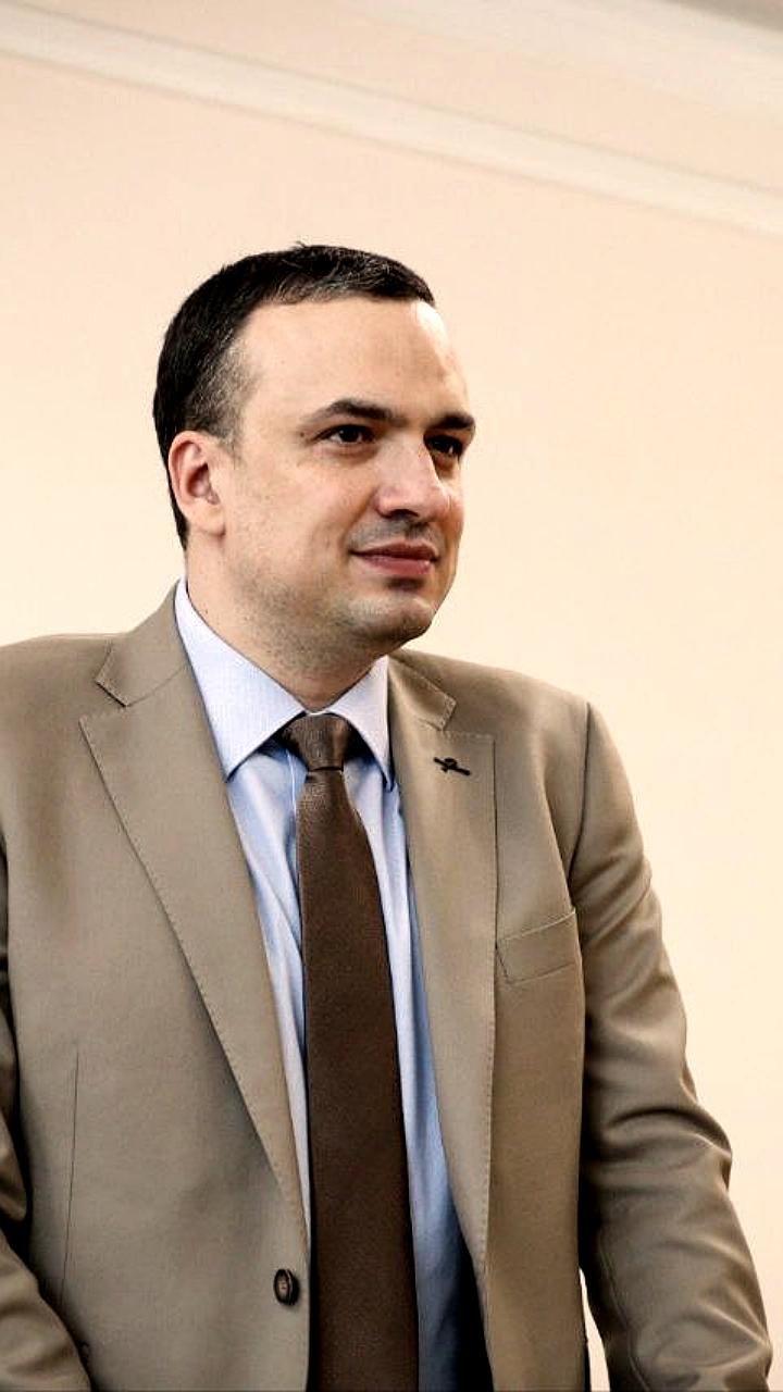 Создание должности министра инвестиций и развития в Свердловской области