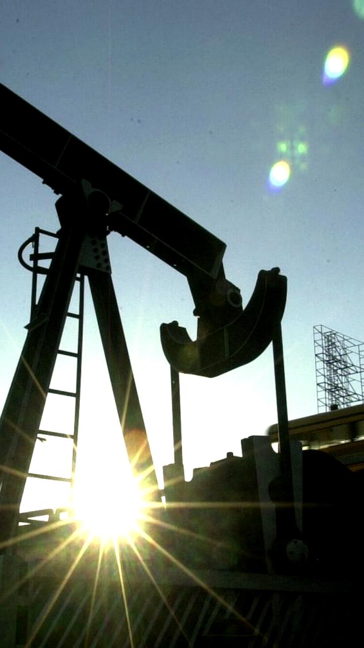Цены на нефть Brent и WTI растут на фоне торговых переговоров США и Китая