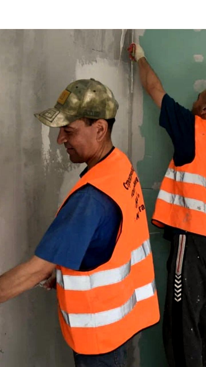 Глава Владивостока проверил капитальный ремонт детского сада на улице Постышева