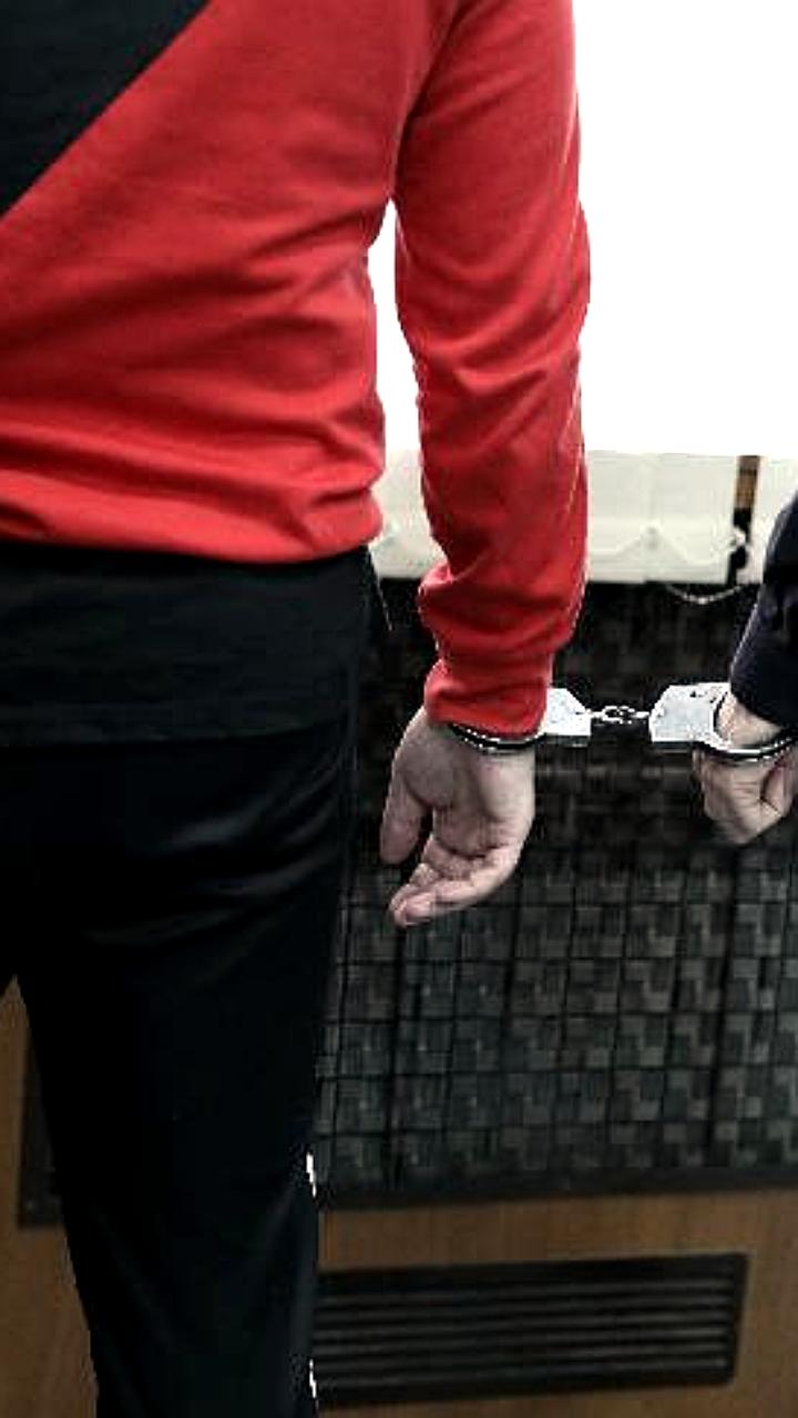В Волгоградской области адвокат задержан за мошенничество с земельными паями
