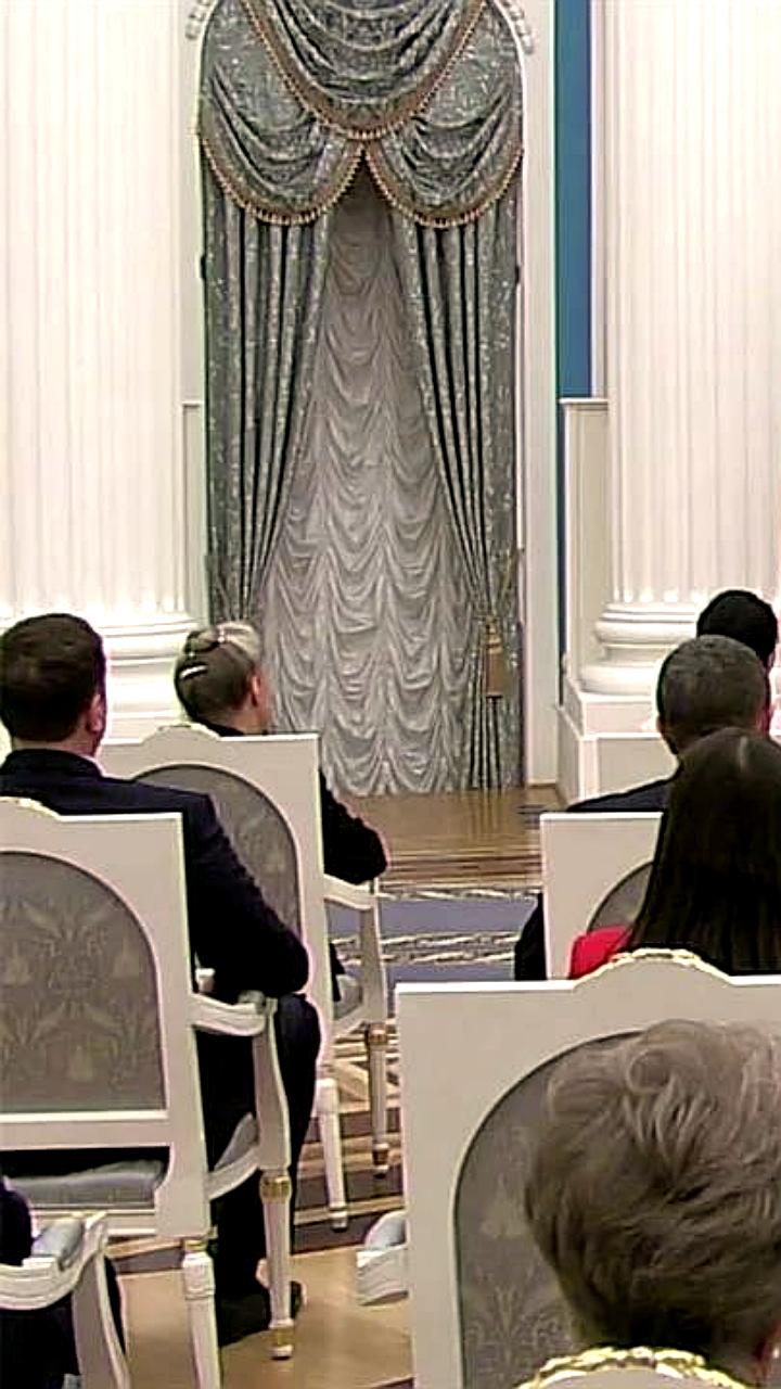 Президент России проведет серию совещаний по военной отрасли и праздничные мероприятия