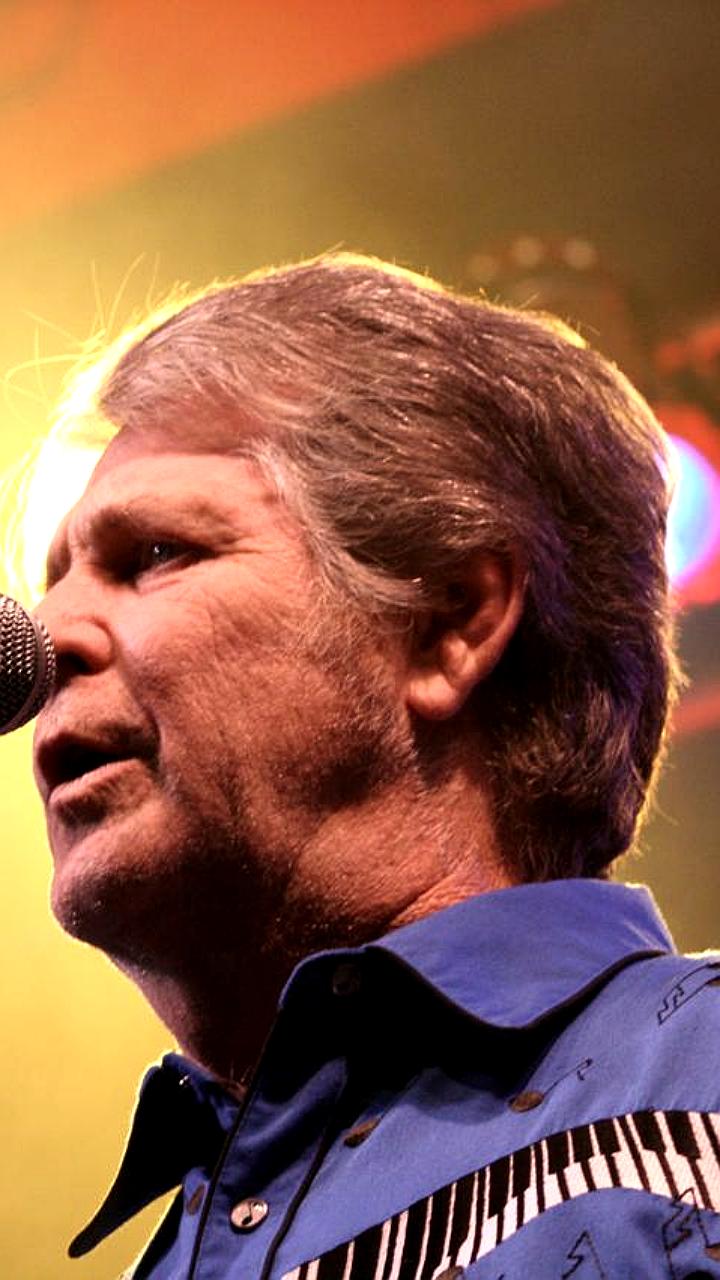 Умер сооснователь The Beach Boys Брайан Уилсон в возрасте 82 лет